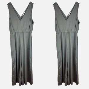 Native Youth | Gray Sleeveless V-Neck Jumpsuit, L